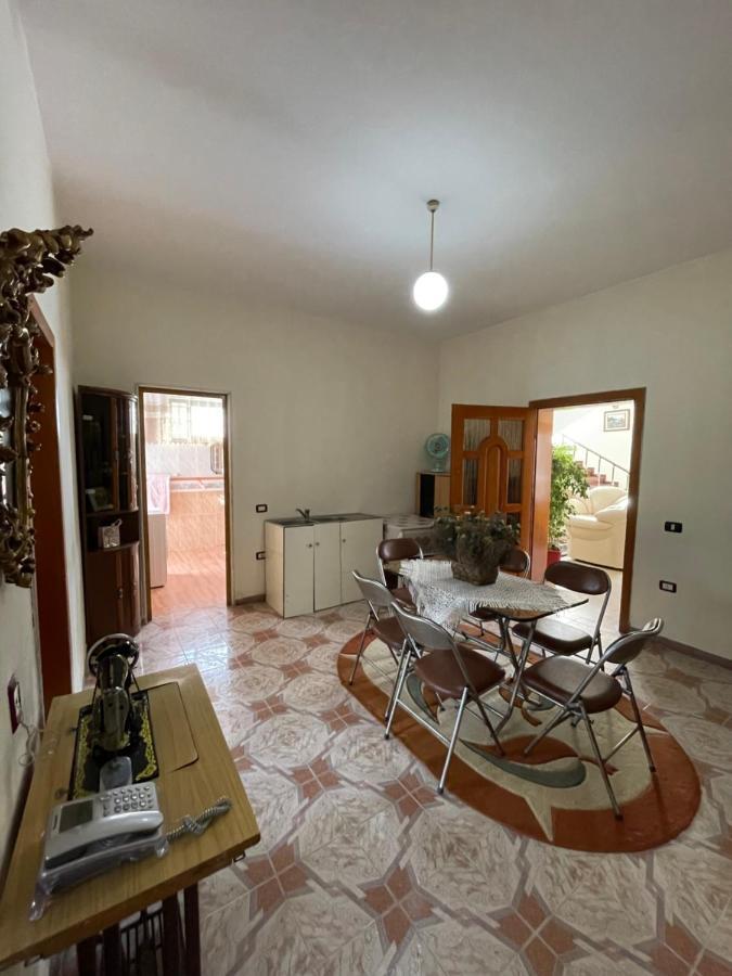 Apartamento Vila Briart Durrës Exterior foto
