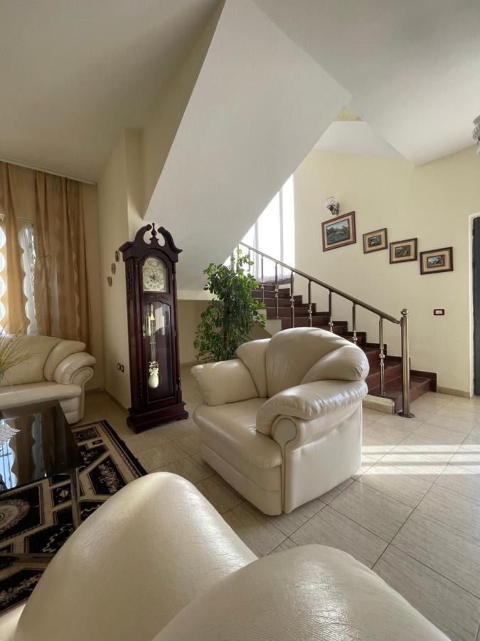 Apartamento Vila Briart Durrës Exterior foto