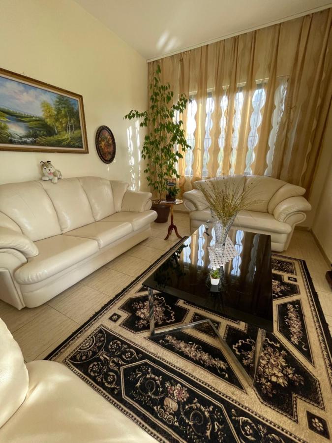 Apartamento Vila Briart Durrës Exterior foto
