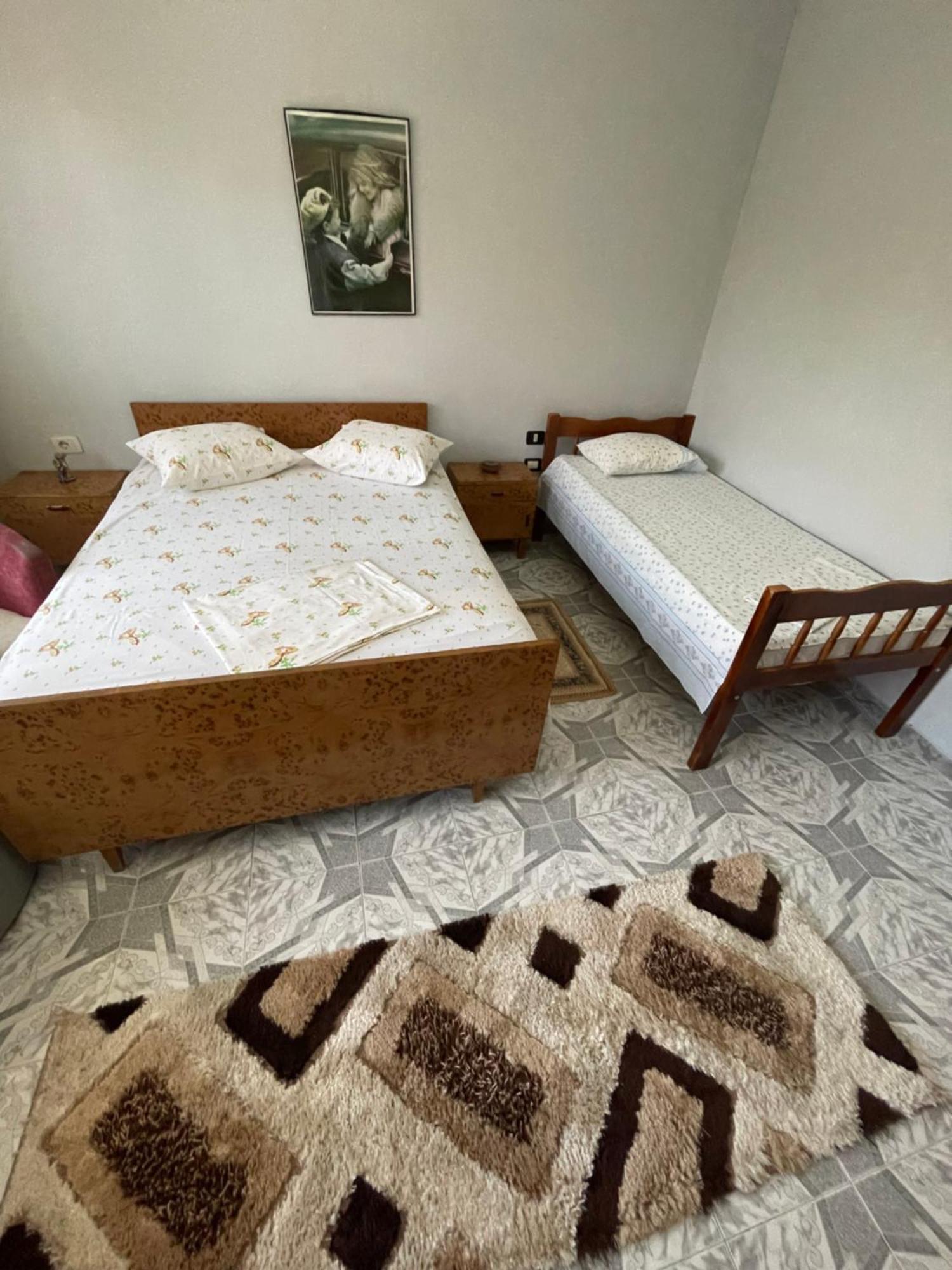 Apartamento Vila Briart Durrës Exterior foto