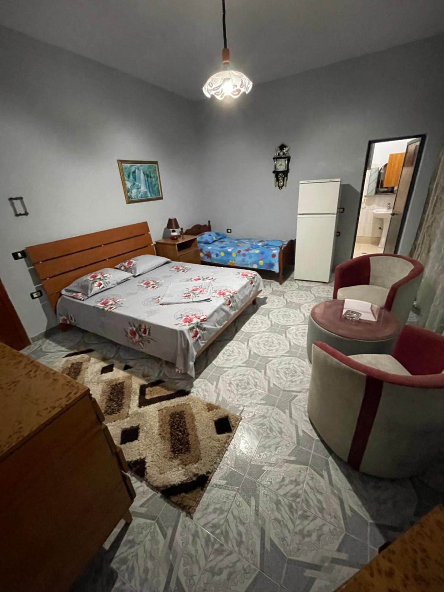 Apartamento Vila Briart Durrës Exterior foto