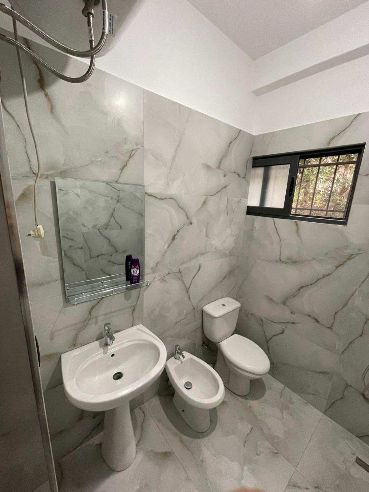 Apartamento Vila Briart Durrës Exterior foto