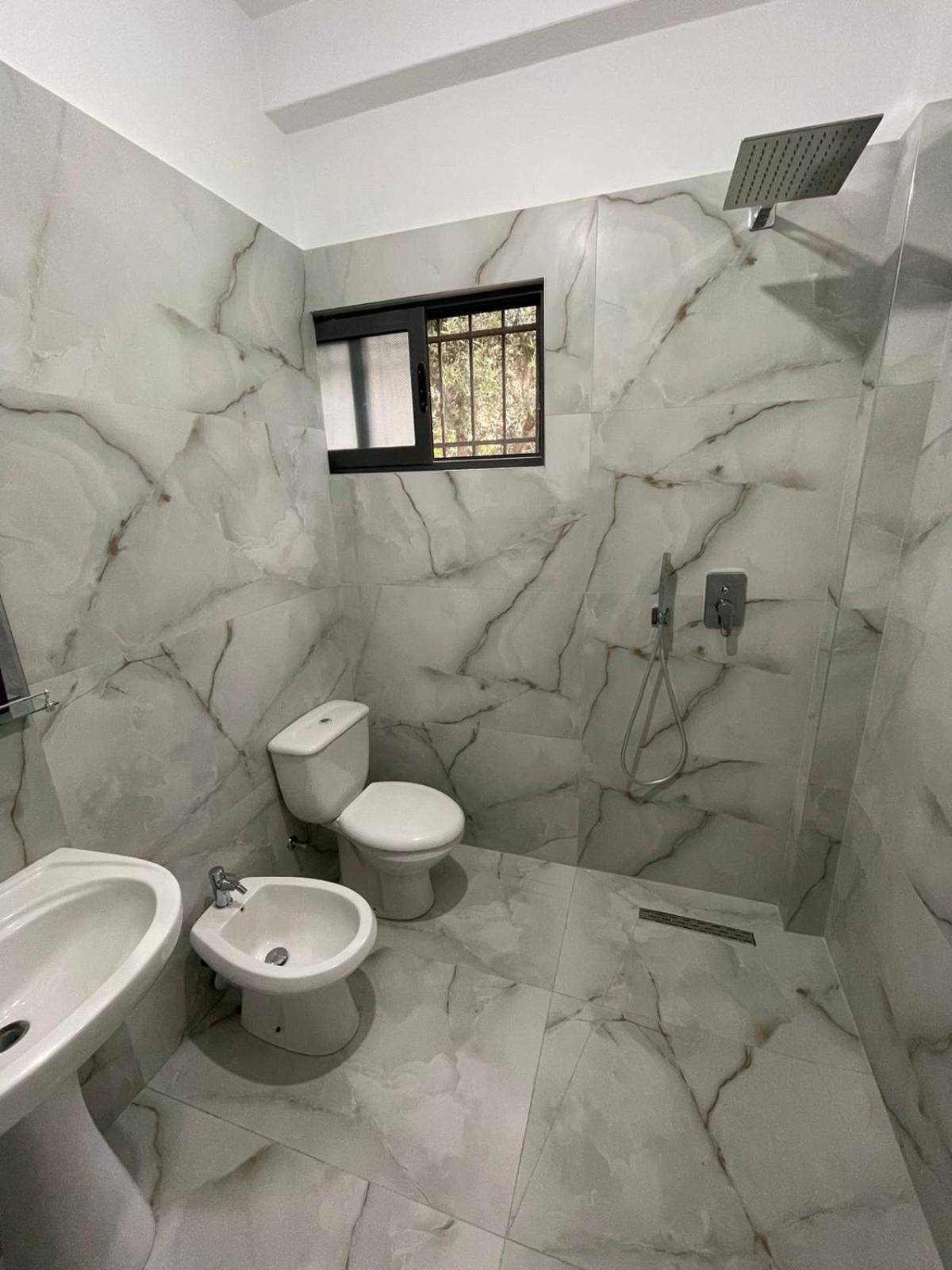 Apartamento Vila Briart Durrës Exterior foto